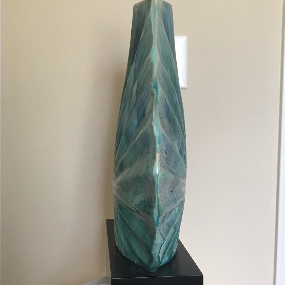Abstract ceramic base - Picture 6 of 7